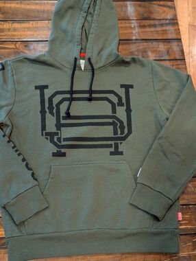 RSVLTS Dare Mighty Things Logo Hoodie